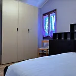 Casa Sonia - Larihome A52 Apartment Dongo